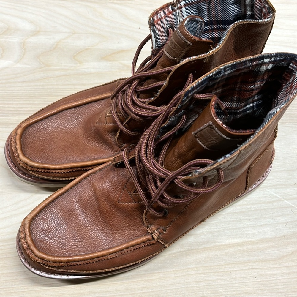 Toms Moc Chukka High Top Boot Men’s Size 10